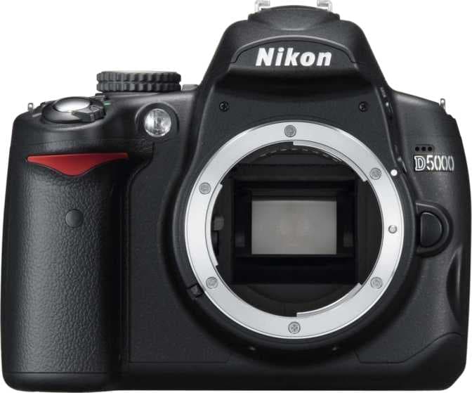 NIKON D5000