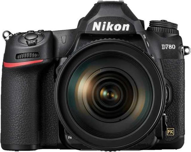 NIKON D780